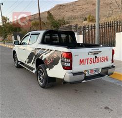ميتسوبيشي L200
